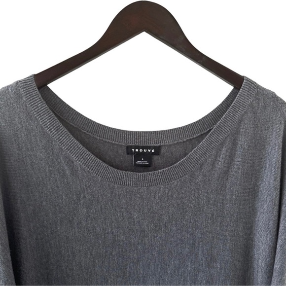 Trouvé Dark Grey Off the Shoulder Long Knit Sweater Size Small - Picture 4 of 6